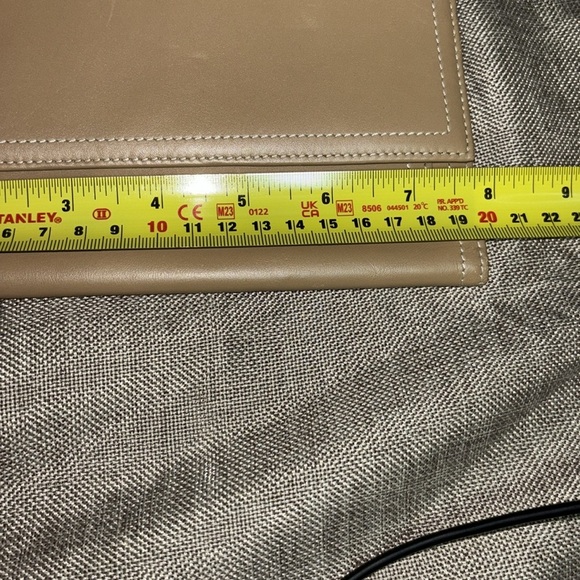 The SAK Envelope Tan Leather Small Shoulder Bag - Picture 9 of 10